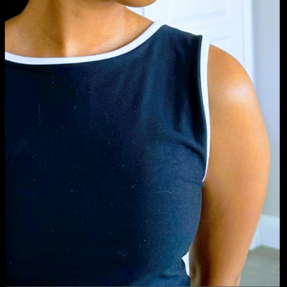 Lisa Jo fitted sleeveless blouse